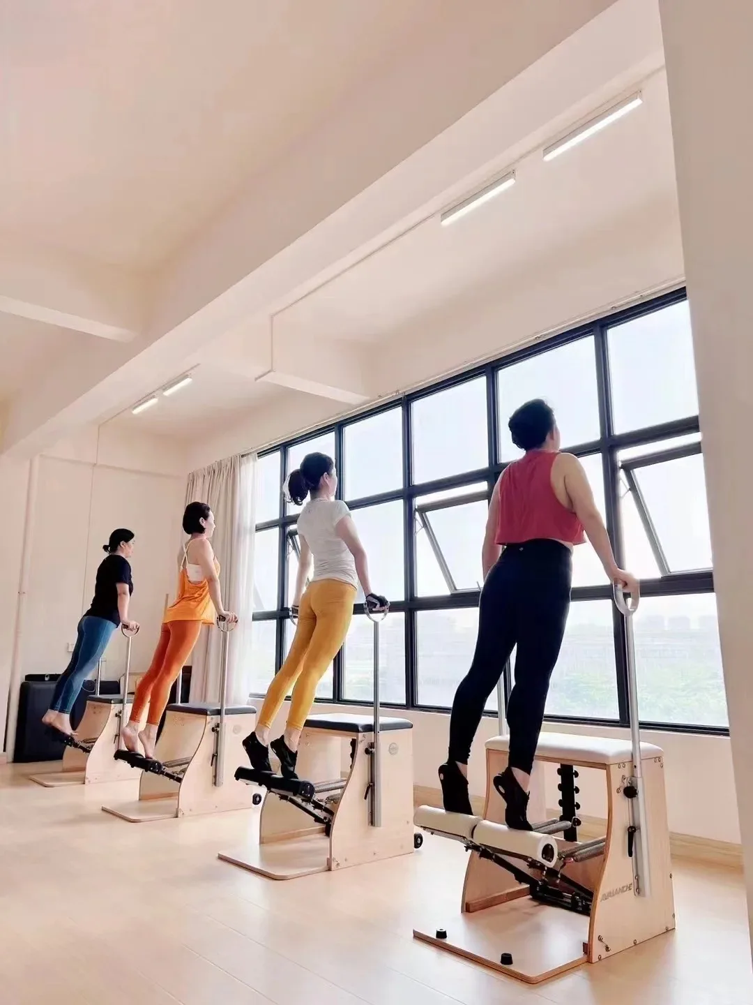 -Yoga Pilates Combo Reformer C - مراجعة Pilates Reformer Spring وسعره