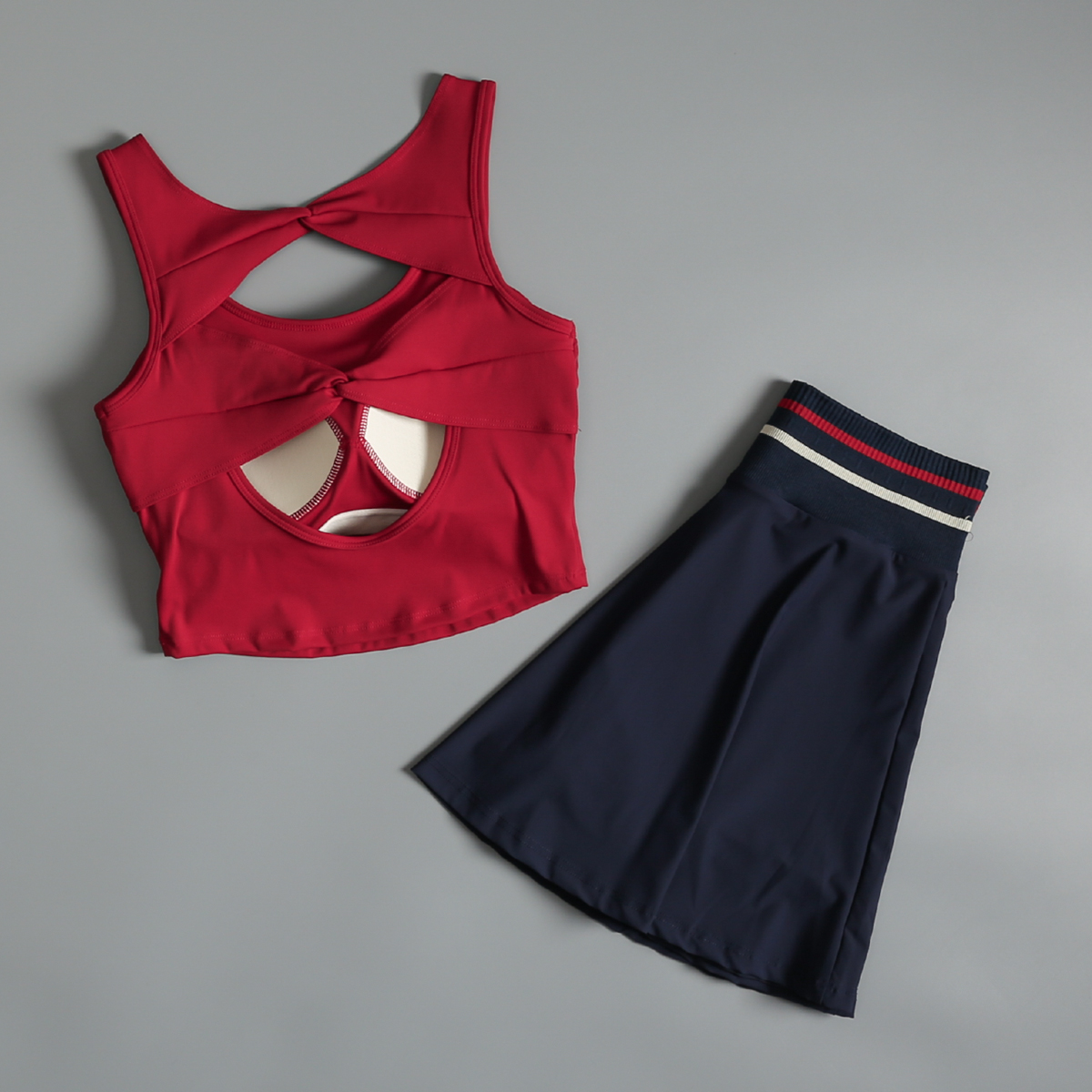 Tennis Sports Set Women's 2025 - مراجعة Pilates Yoga Morning وسعره