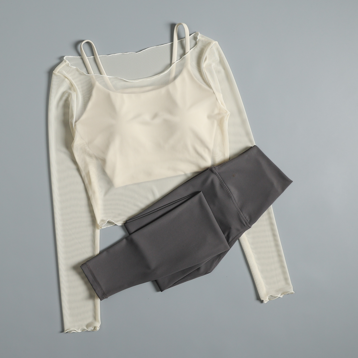 High-looking sports suit for w - مراجعة Pilates Yoga Morning وسعره